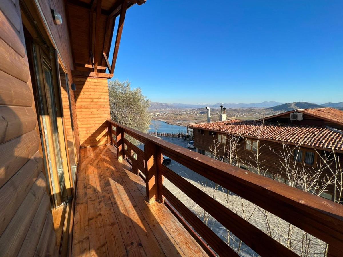 Wooden House Canaj Exterior foto