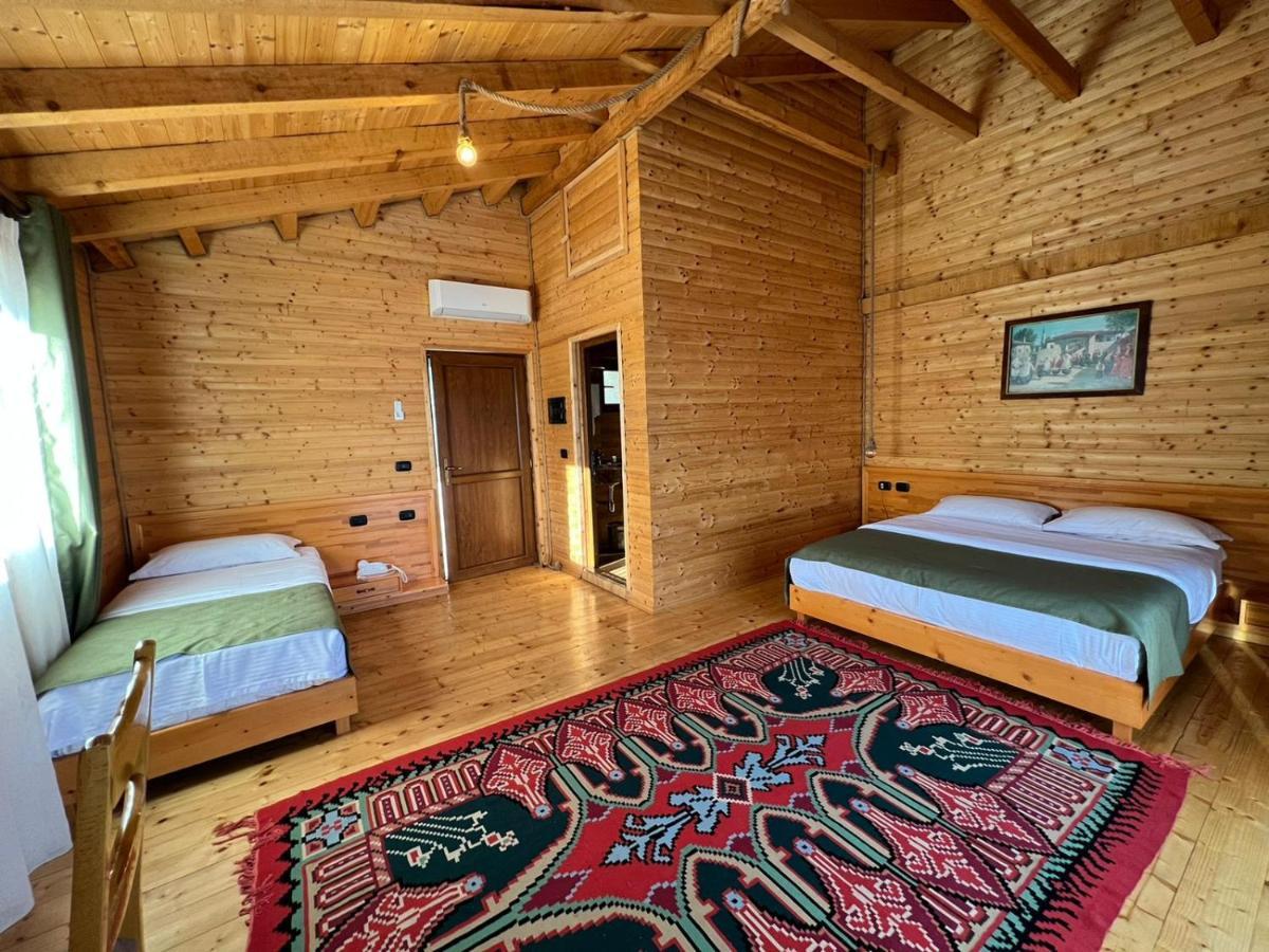 Wooden House Canaj Exterior foto